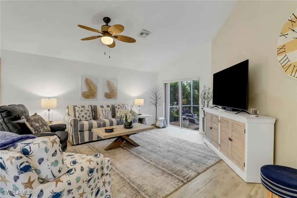 1106 Jardin Drive Naples FL 34104