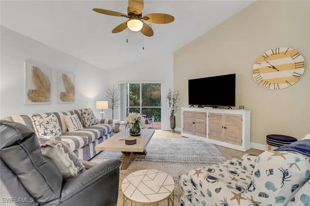 1106 Jardin Drive Naples FL 34104