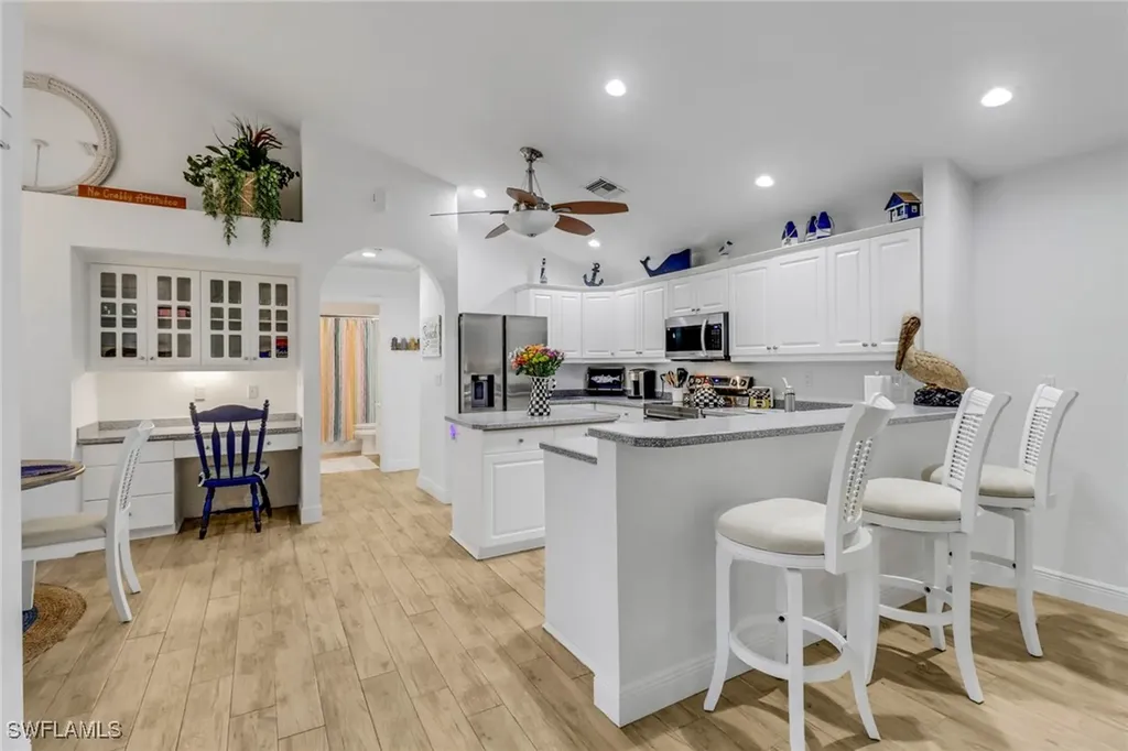 1106 Jardin Drive Naples FL 34104