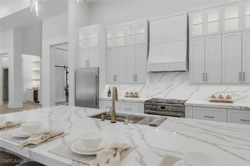 5174 Sycamore Drive Naples FL 34119