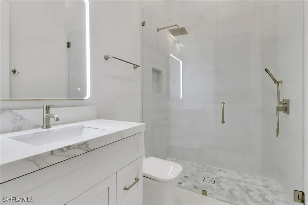 5174 Sycamore Drive Naples FL 34119