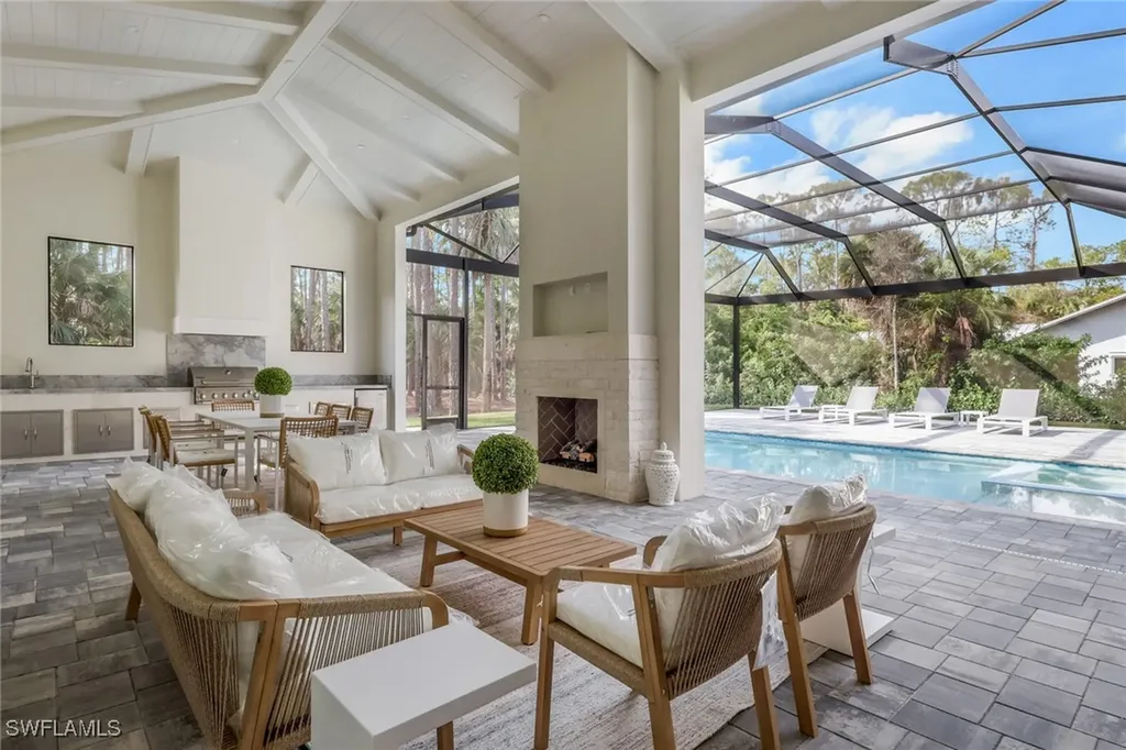 5174 Sycamore Drive Naples FL 34119