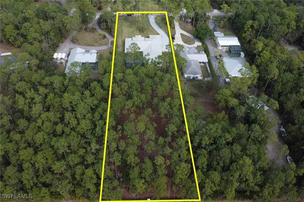 5174 Sycamore Drive Naples FL 34119