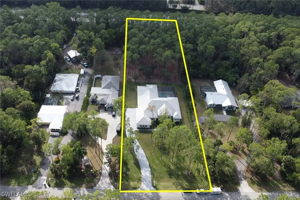 5174 Sycamore Drive Naples FL 34119