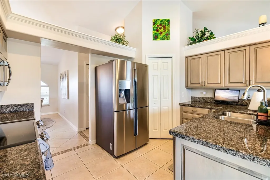 606 Mohawk Parkway Cape Coral FL 33914
