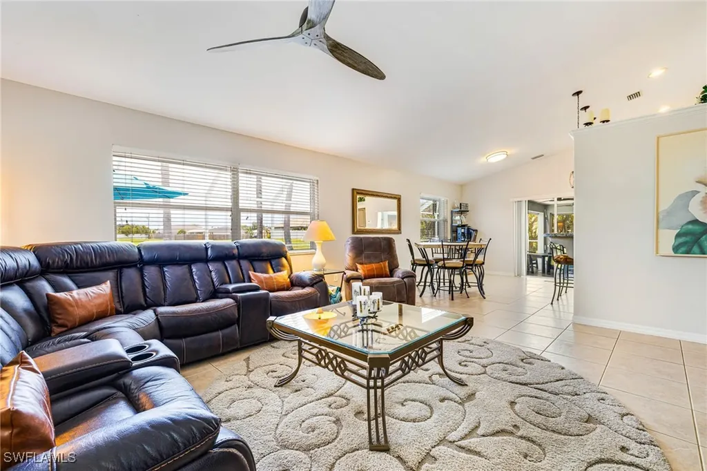 606 Mohawk Parkway Cape Coral FL 33914