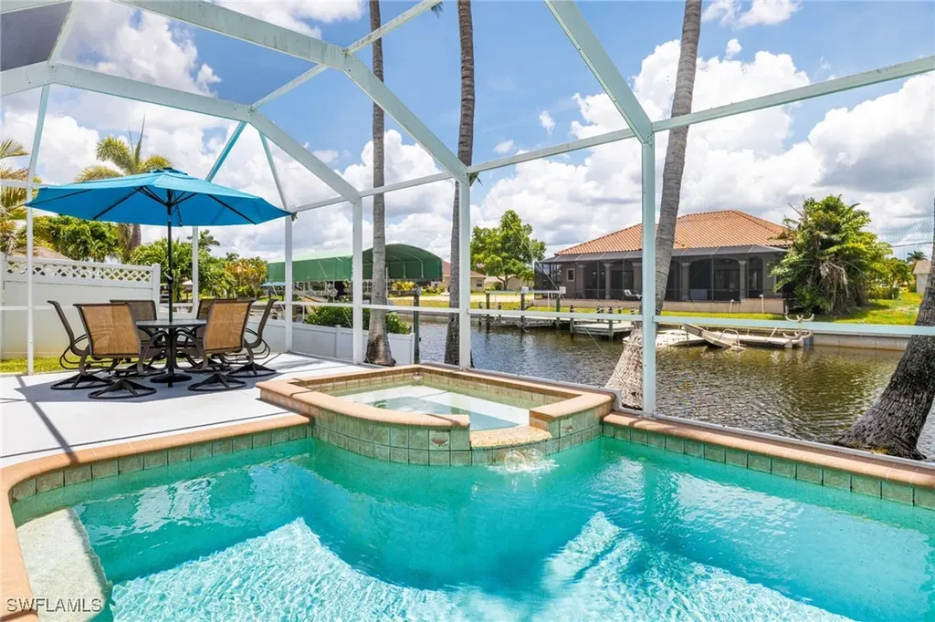 606 Mohawk Parkway Cape Coral FL 33914