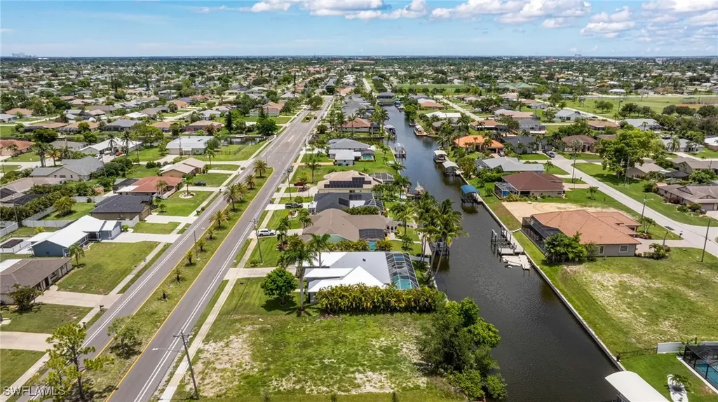 606 Mohawk Parkway Cape Coral FL 33914