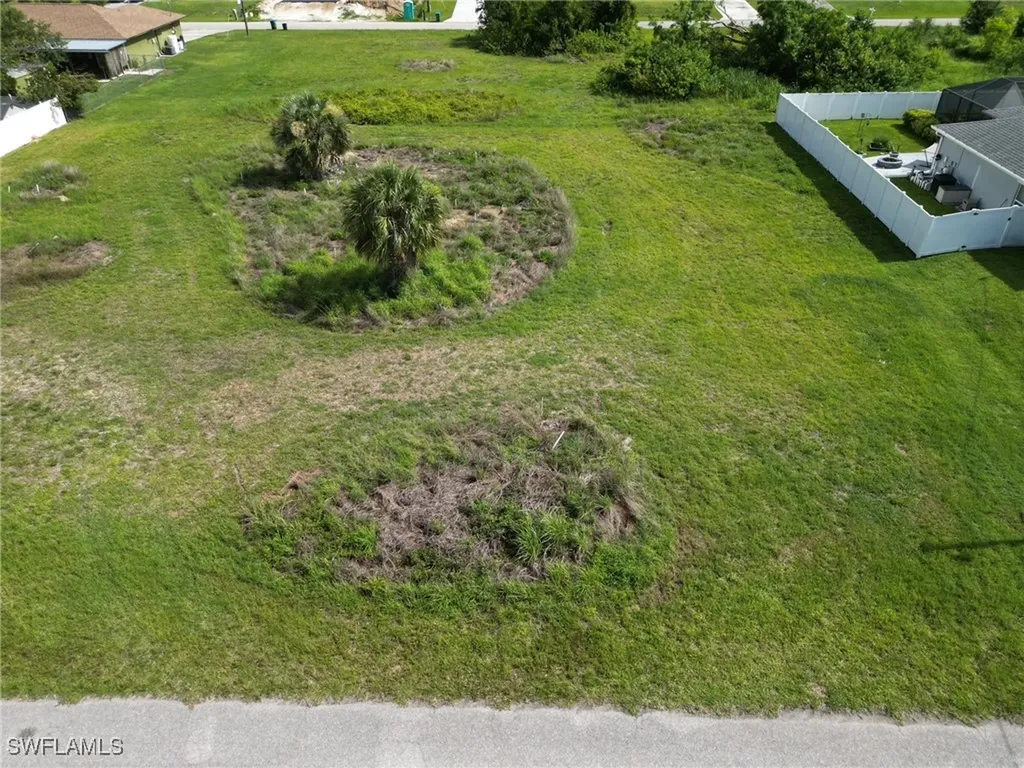 1711 NE 27th Terrace Cape Coral FL 33909