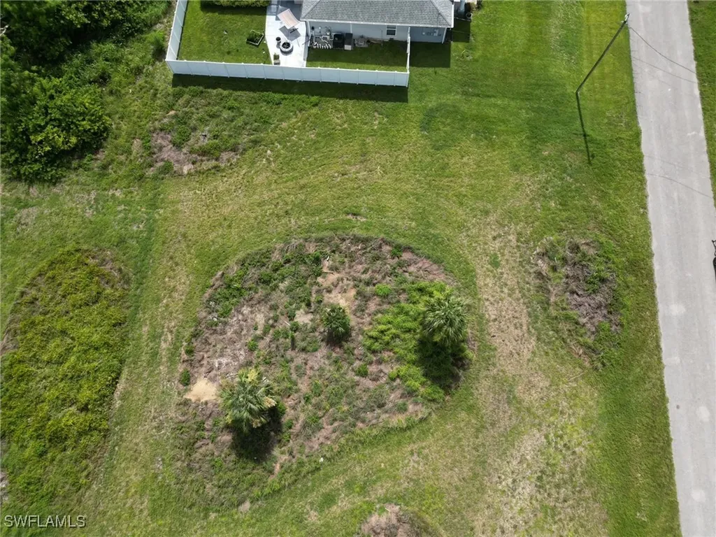 1711 NE 27th Terrace Cape Coral FL 33909