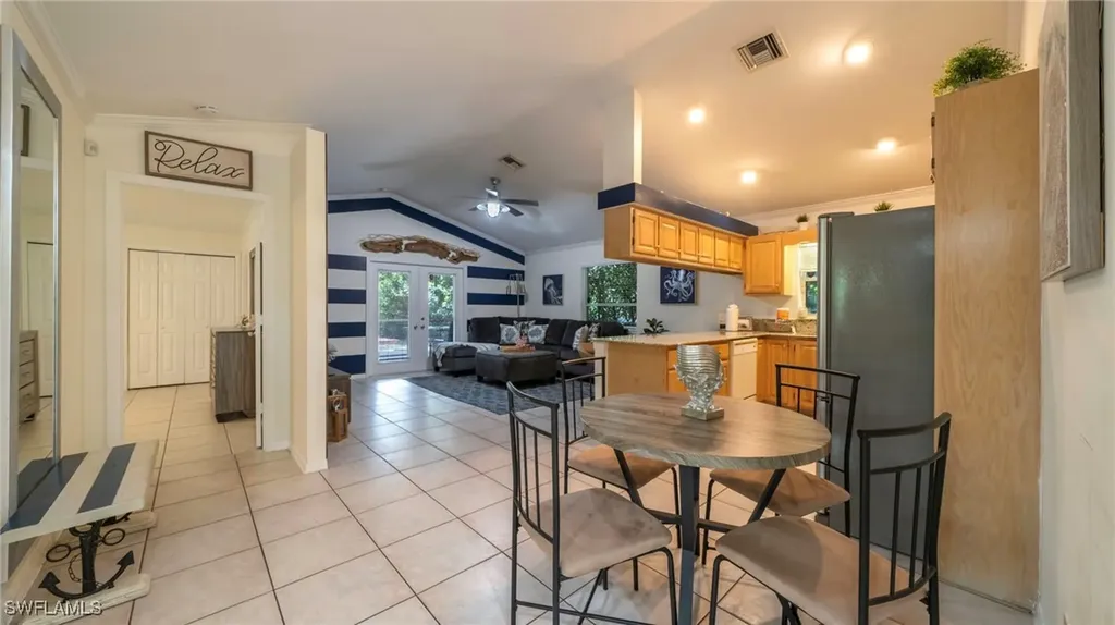 691 102nd Avenue N Naples FL 34108