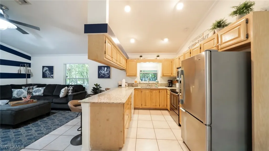 691 102nd Avenue N Naples FL 34108