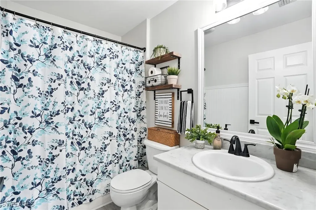 3535 43rd Avenue NE Naples FL 34120