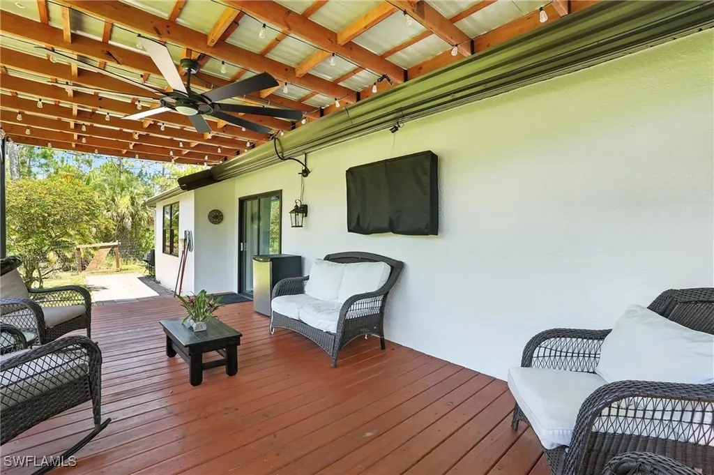 3535 43rd Avenue NE Naples FL 34120