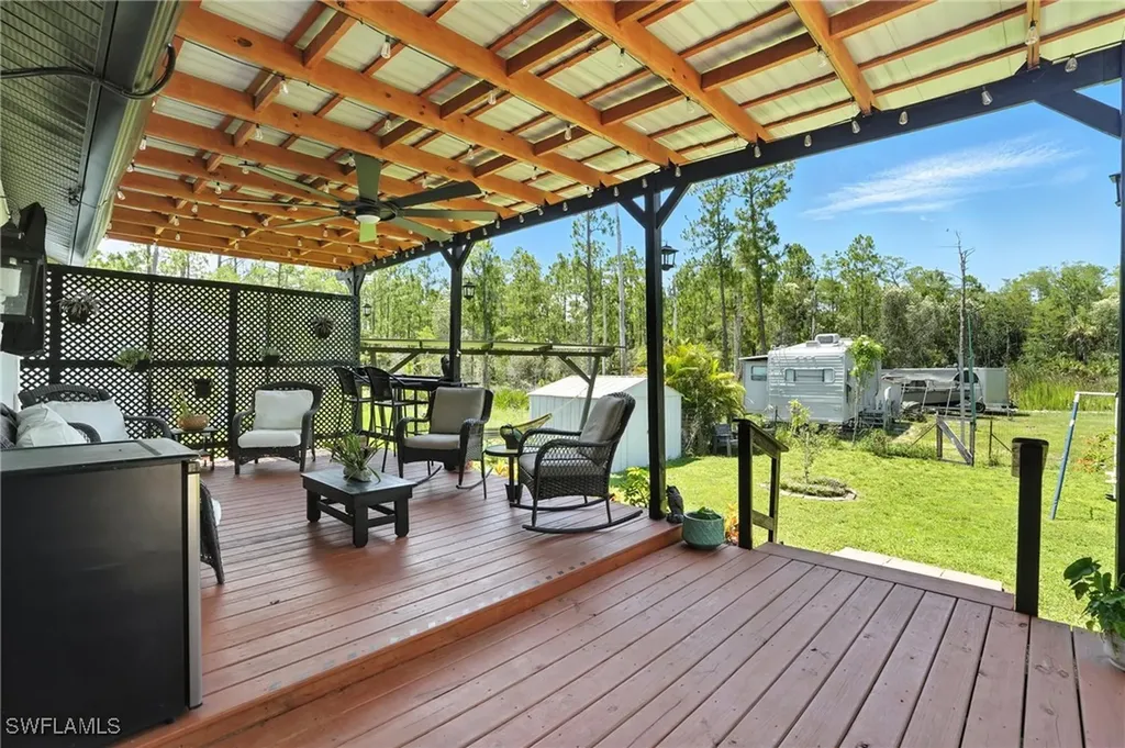 3535 43rd Avenue NE Naples FL 34120
