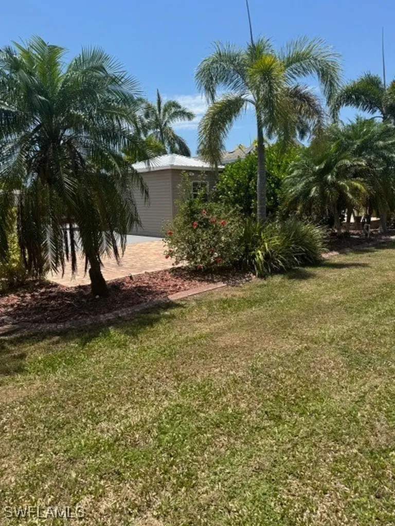 5490 Cypress Trail Resort Circle Fort Myers FL 33905