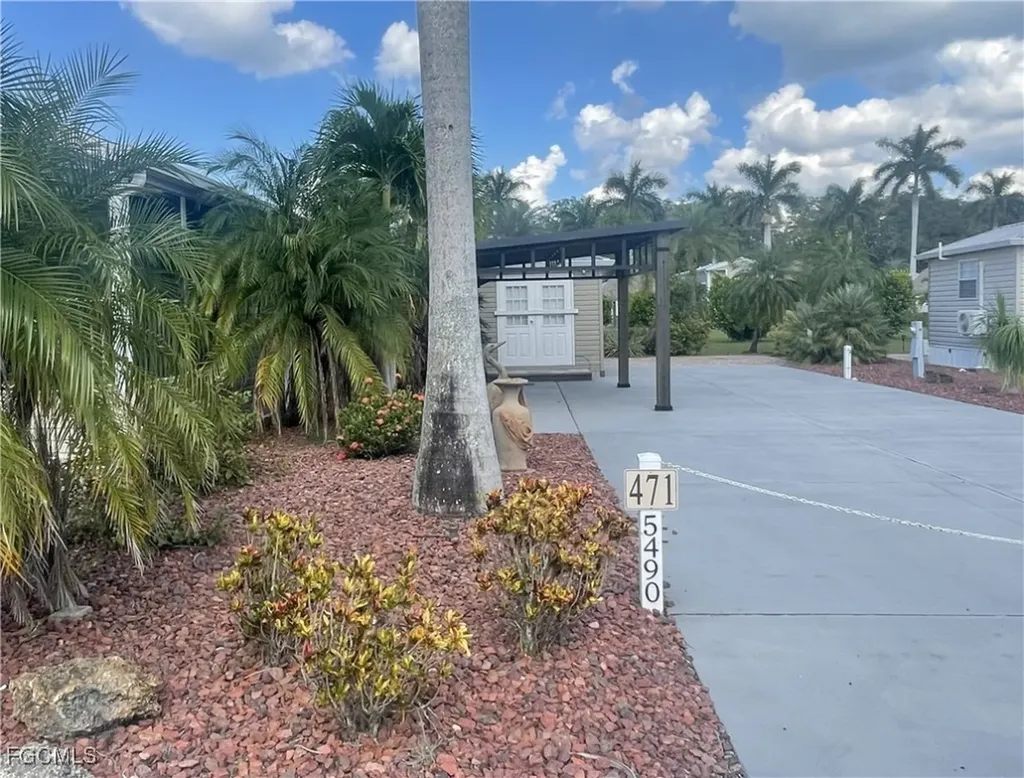 5490 Cypress Trail Resort Circle Fort Myers FL 33905