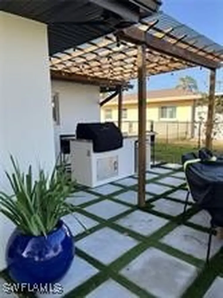 1745 Bikini Court Cape Coral FL 33904