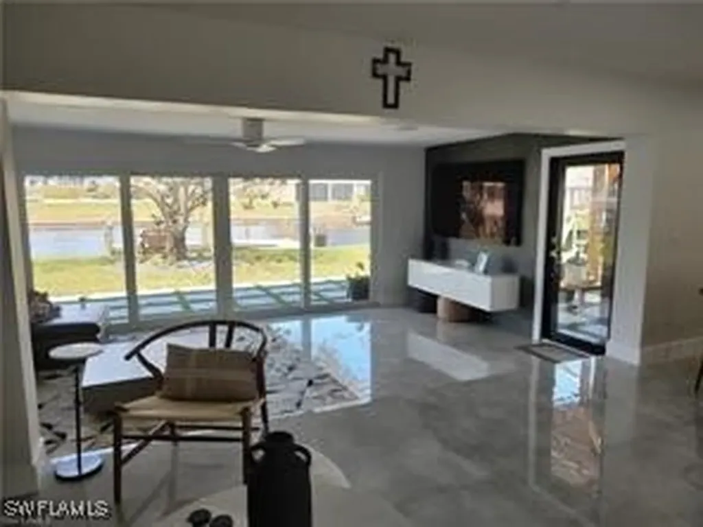 1745 Bikini Court Cape Coral FL 33904