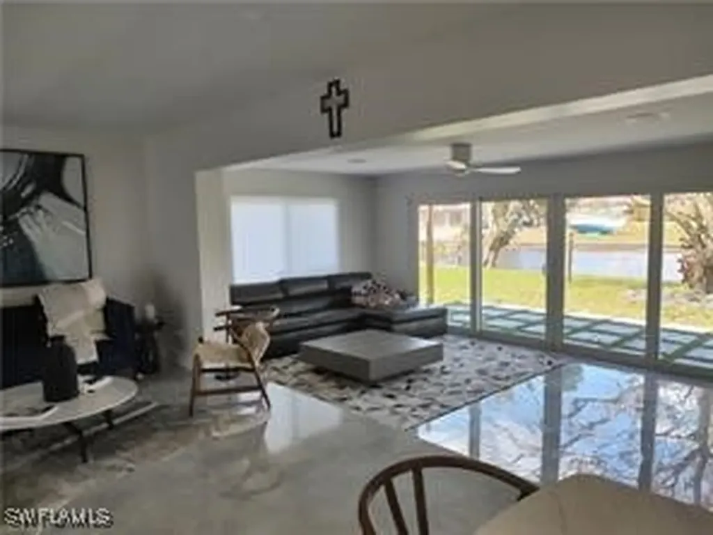 1745 Bikini Court Cape Coral FL 33904