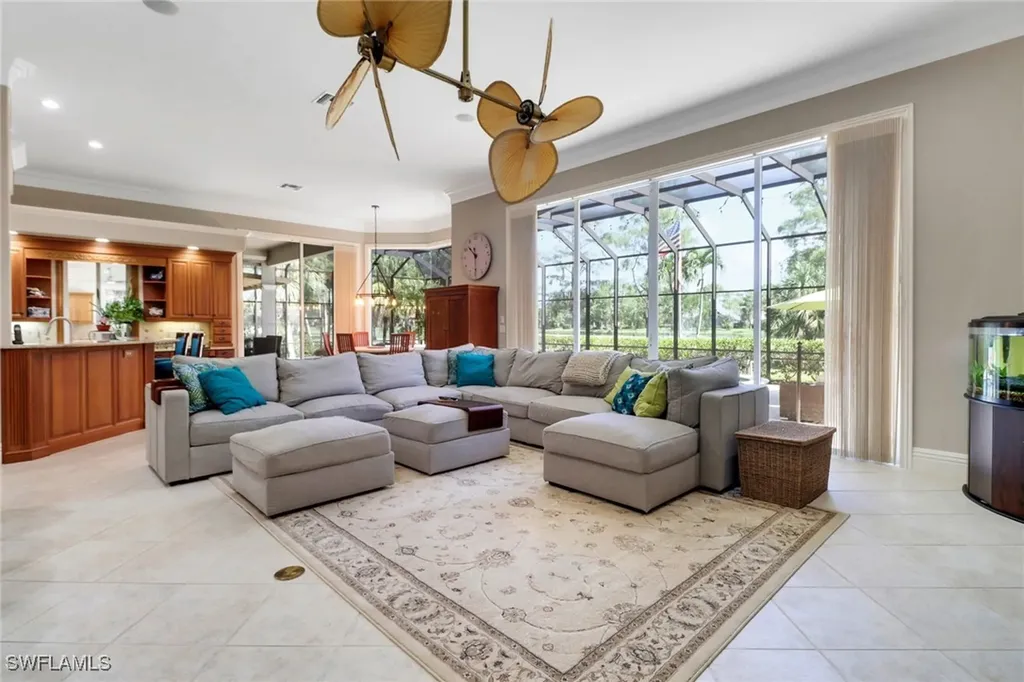 4323 Silver Fox Drive Naples FL 34119
