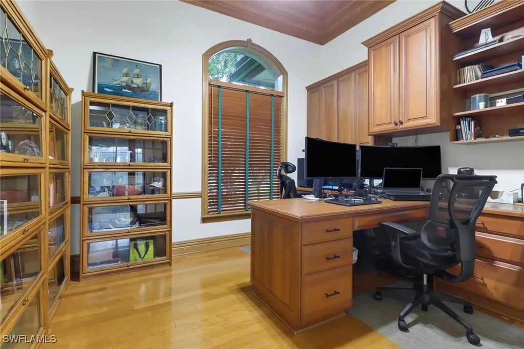 4323 Silver Fox Drive Naples FL 34119