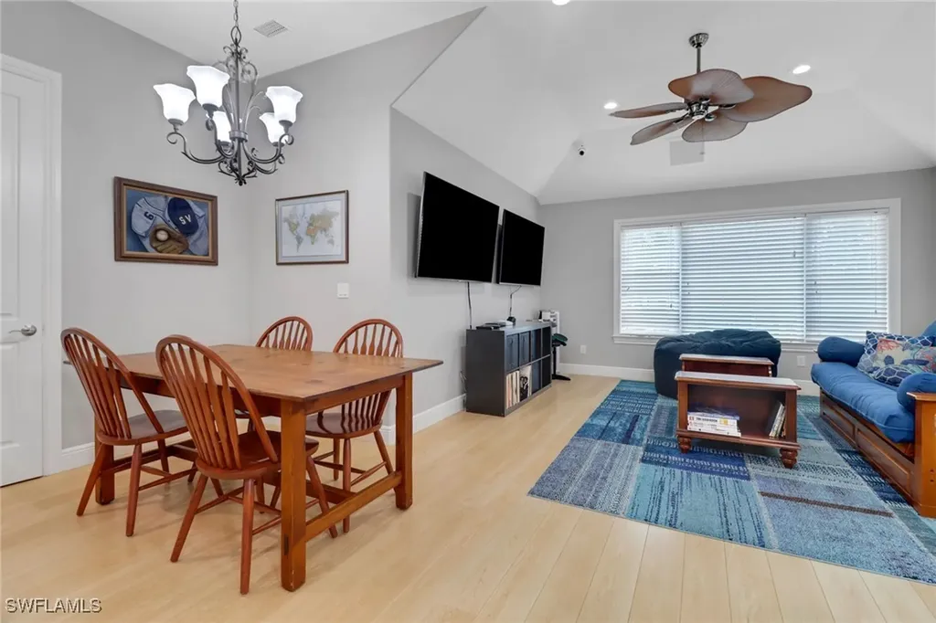 4323 Silver Fox Drive Naples FL 34119