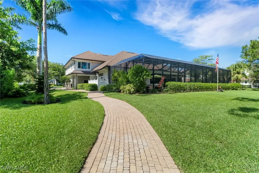 4323 Silver Fox Drive Naples FL 34119