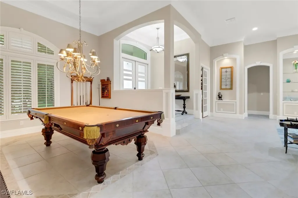 4323 Silver Fox Drive Naples FL 34119