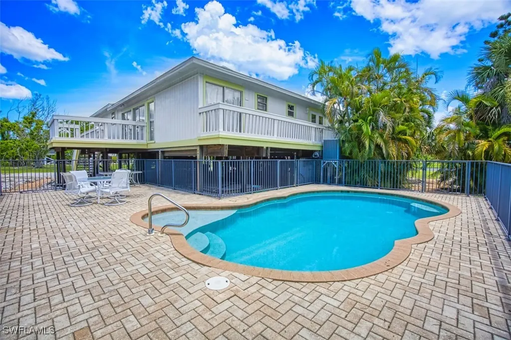 1674 Bunting Lane Sanibel FL 33957
