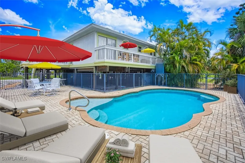 1674 Bunting Lane Sanibel FL 33957