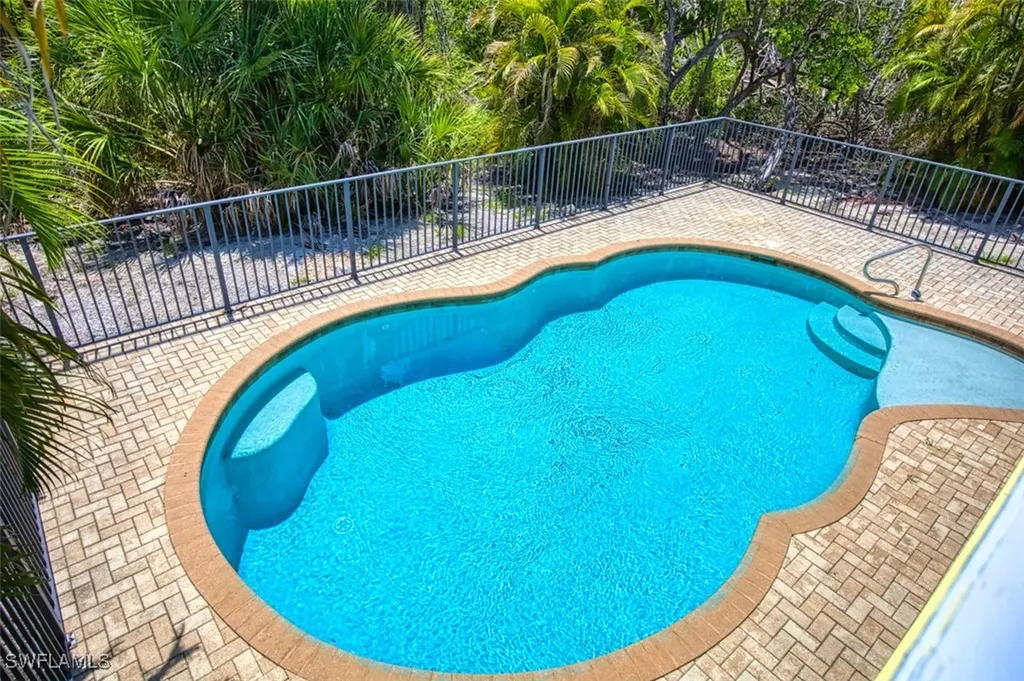 1674 Bunting Lane Sanibel FL 33957