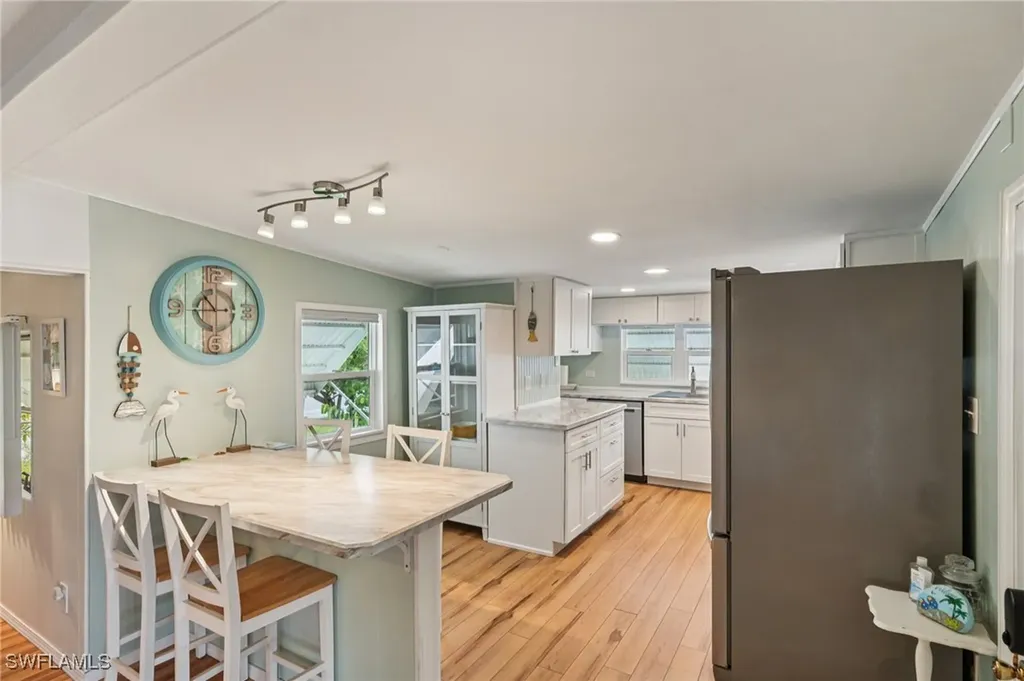 104 Willow Lane Naples FL 34114