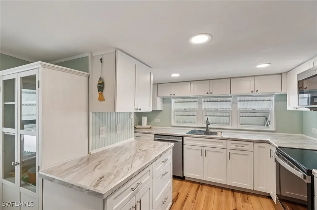 104 Willow Lane Naples FL 34114