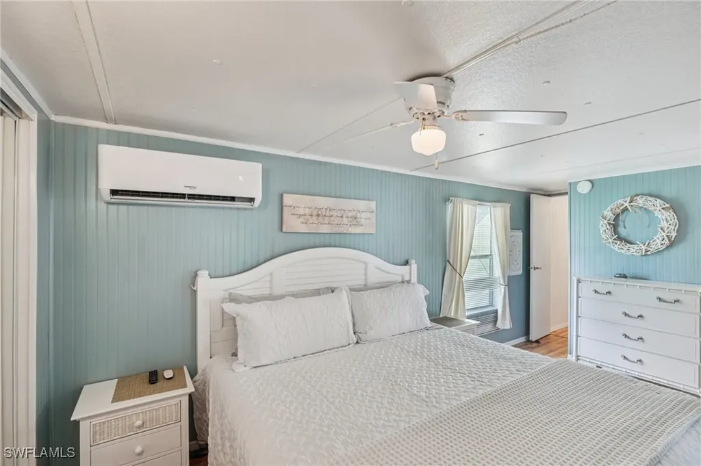 104 Willow Lane Naples FL 34114