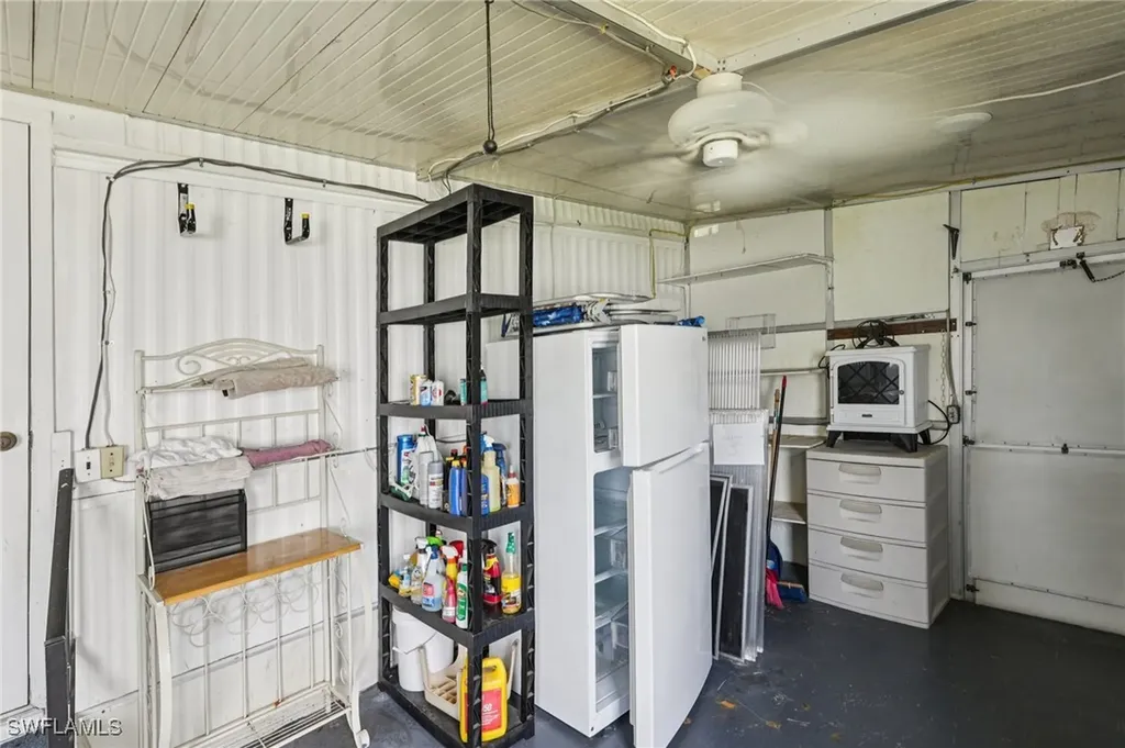 104 Willow Lane Naples FL 34114