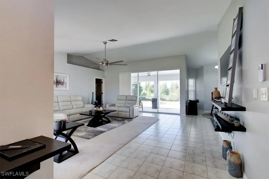 2254 SW 4th Street Cape Coral FL 33991