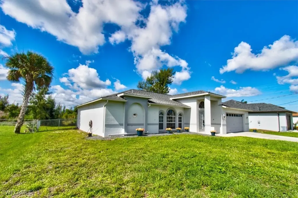 2254 SW 4th Street Cape Coral FL 33991