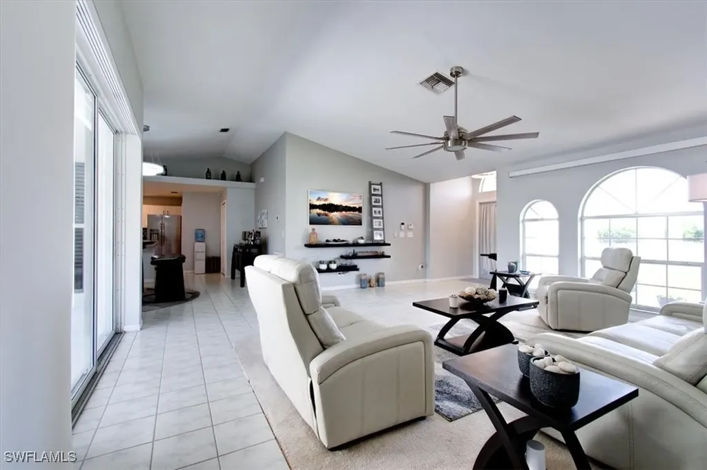 2254 SW 4th Street Cape Coral FL 33991