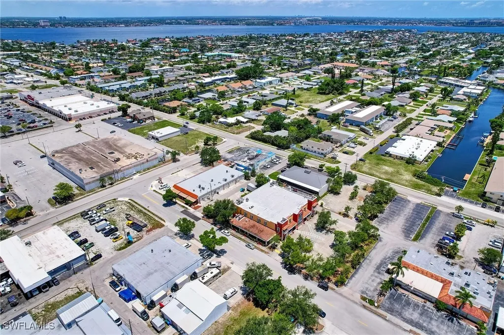 862 Lafayette Street Cape Coral FL 33904