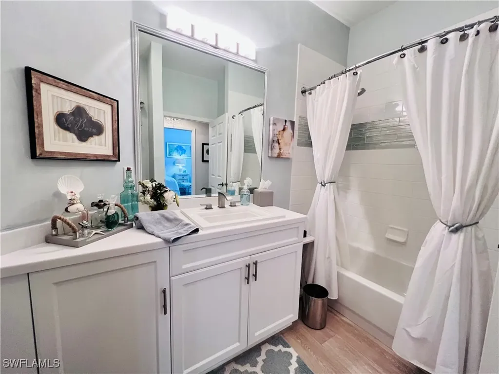 3250 W Crown Pointe Boulevard Naples FL 34112