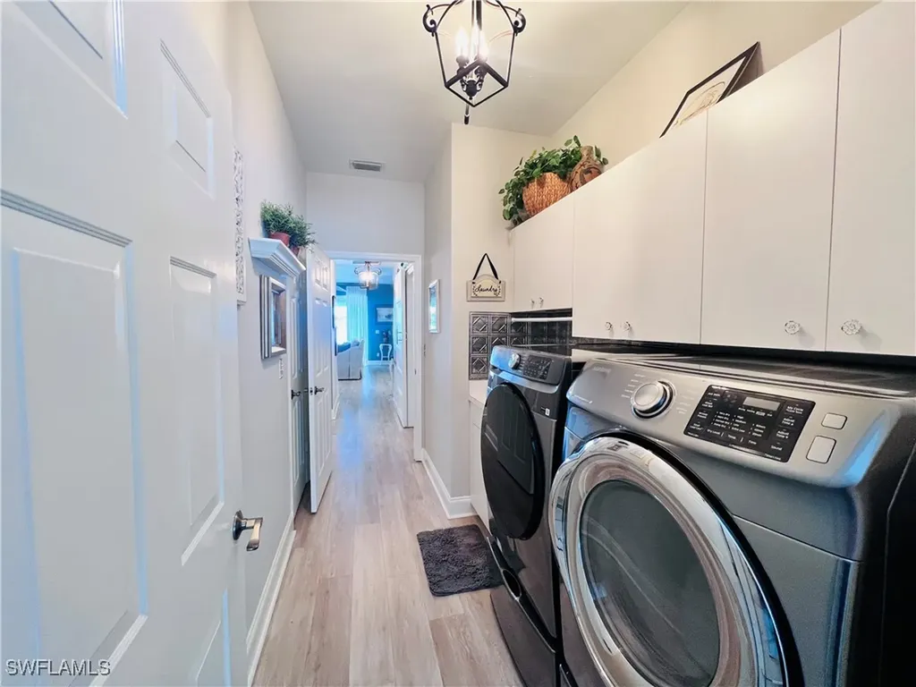 3250 W Crown Pointe Boulevard Naples FL 34112