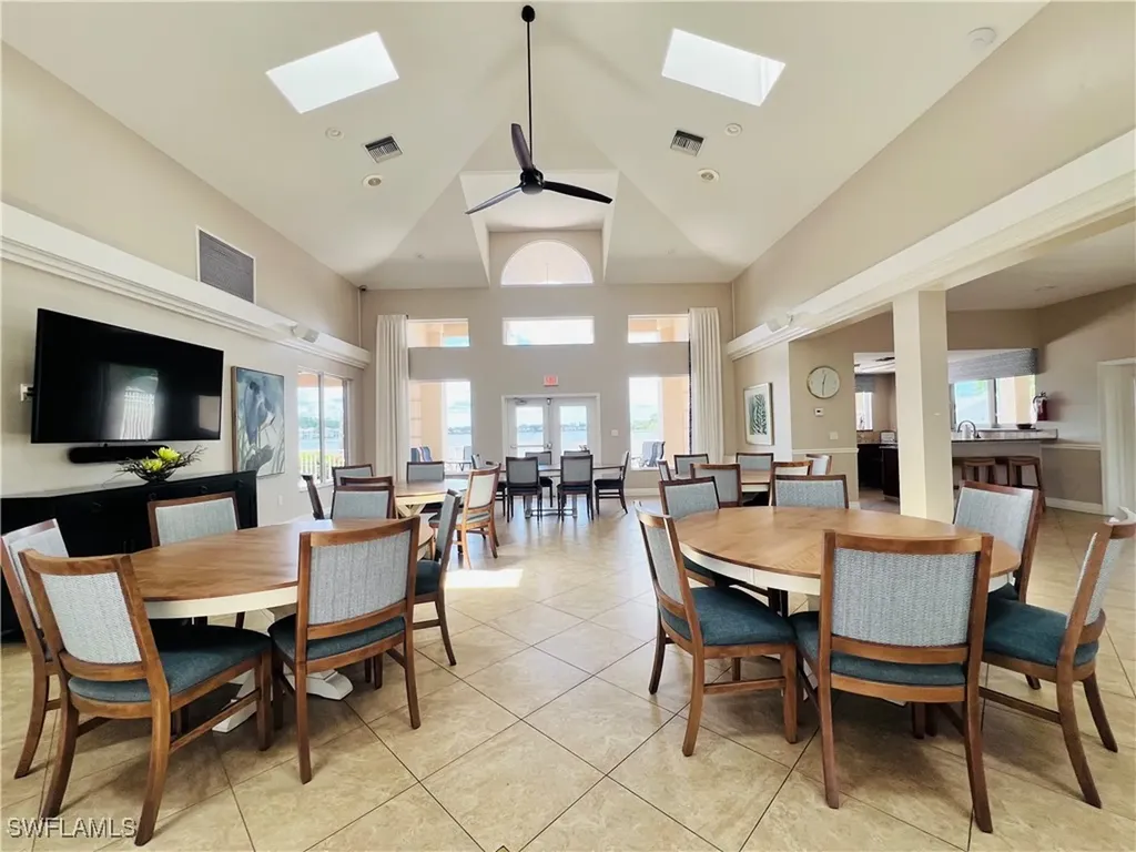 3250 W Crown Pointe Boulevard Naples FL 34112