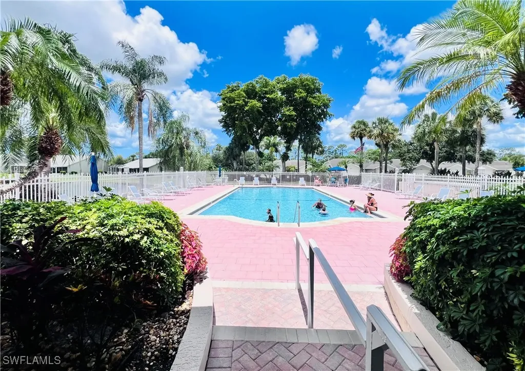 3250 W Crown Pointe Boulevard Naples FL 34112