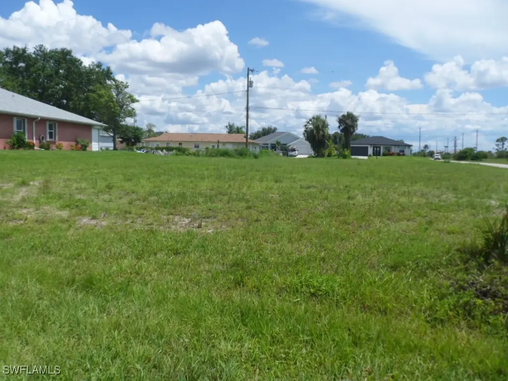 1902 NE 20th Terrace Cape Coral FL 33909