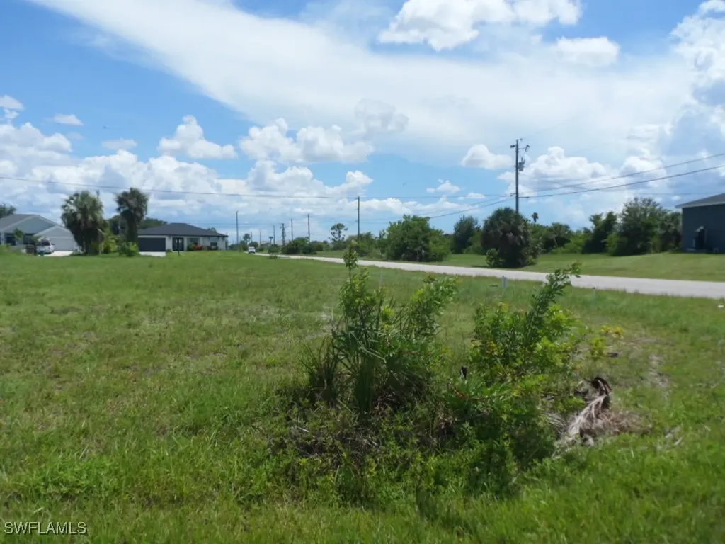 1902 NE 20th Terrace Cape Coral FL 33909