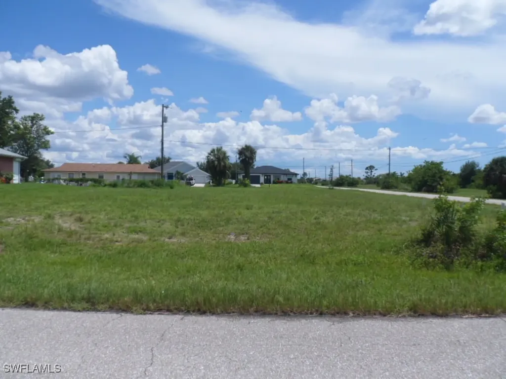 1902 NE 20th Terrace Cape Coral FL 33909