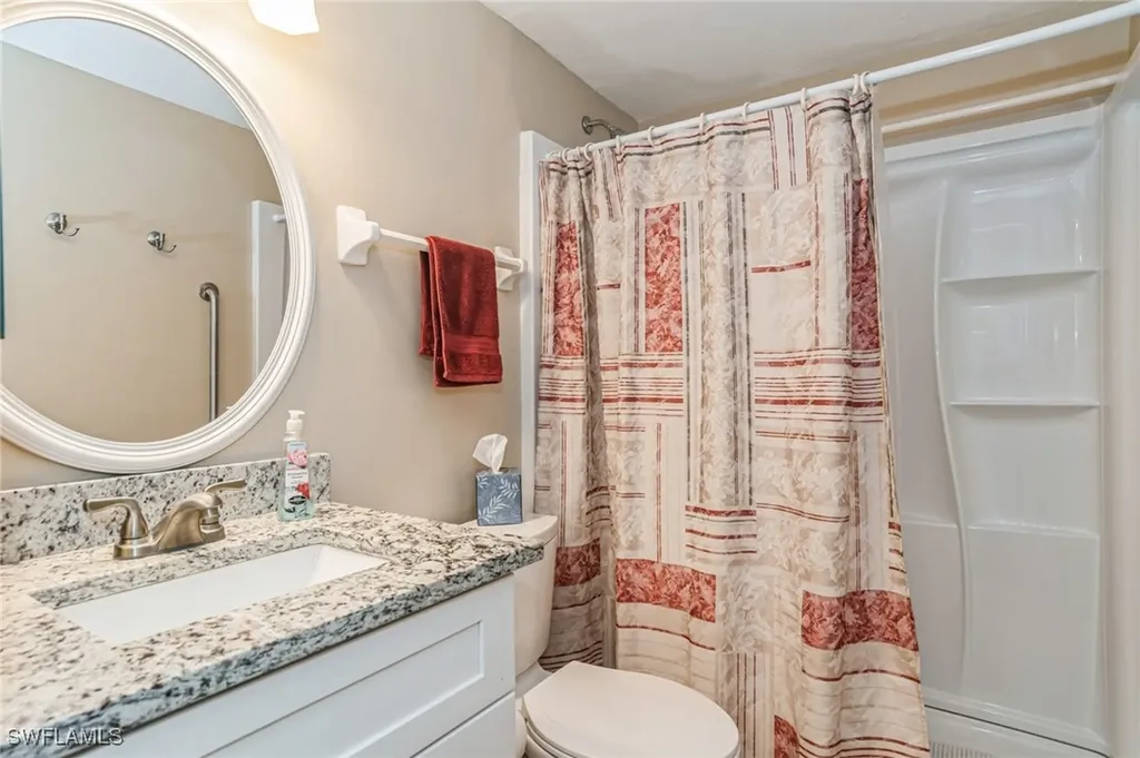 805 River Point Drive Naples FL 34102