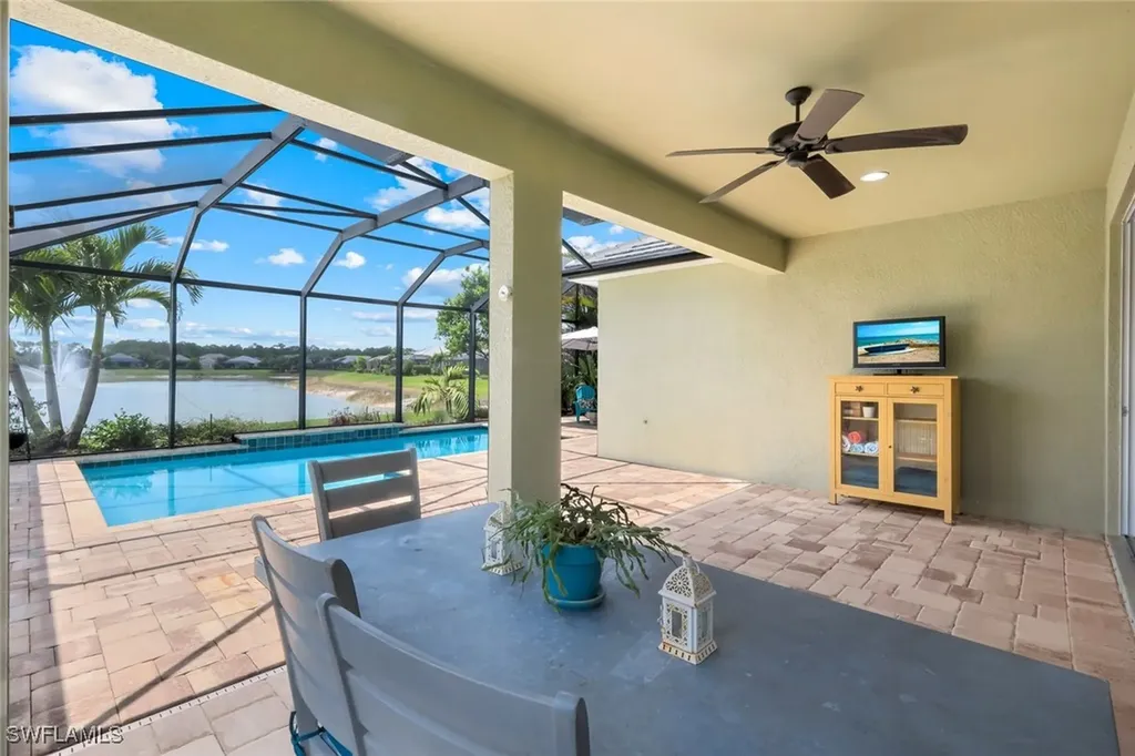 3620 Canopy Circle Naples FL 34120