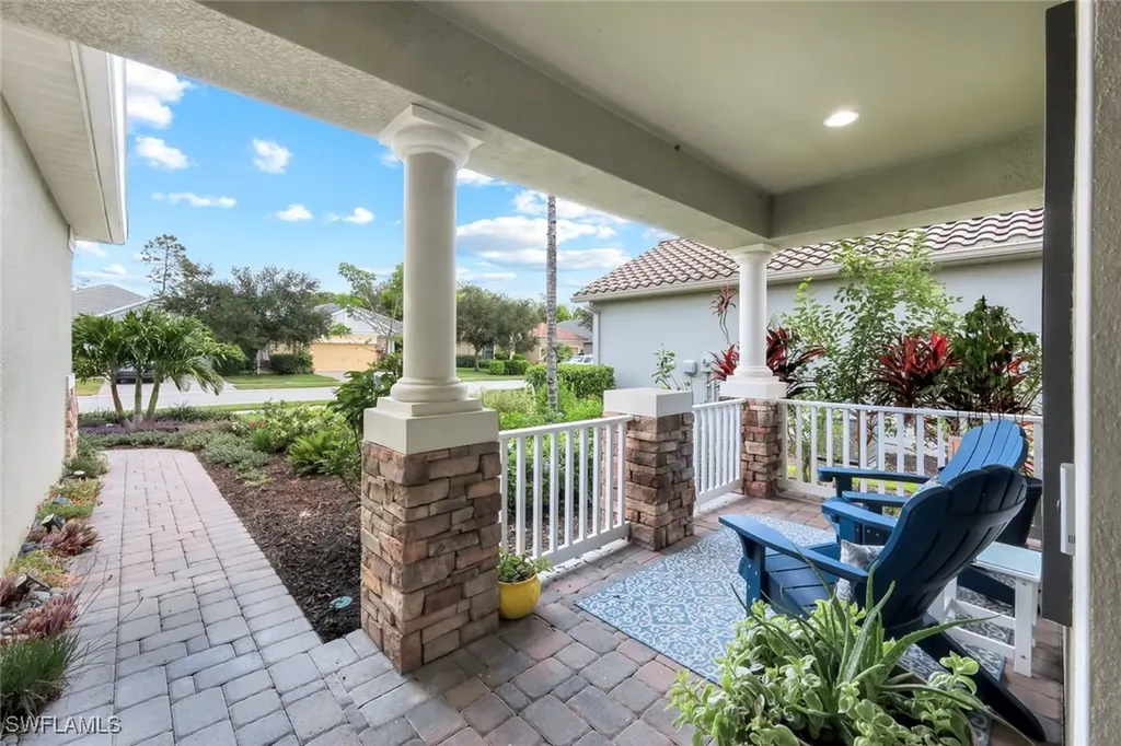 3620 Canopy Circle Naples FL 34120